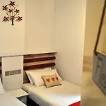 Cheers Hotel